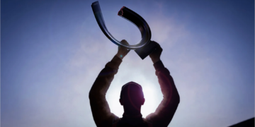 The new venue for the F1 Spanish GP has got itself a new trophy