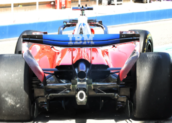 Ferrari showed its rear off in Bahrain F1 pre-season testing