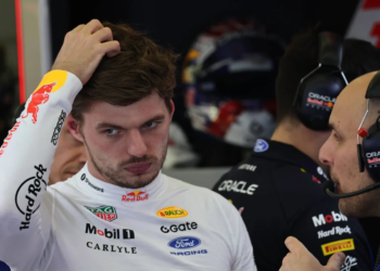 Max Verstappen (NLD) Red Bull Racing with Gianpiero Lambiase (ITA) Red Bull Racing Head of Race Engineering. 19.02.2026. Formula 1 Testing, Bahrain Test Two, Sakhir, Bahrain, Day Two.