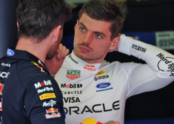 Max Verstappen is continuing to voice his distonent at F1's new rules ahead of the opening race of the season in Australia