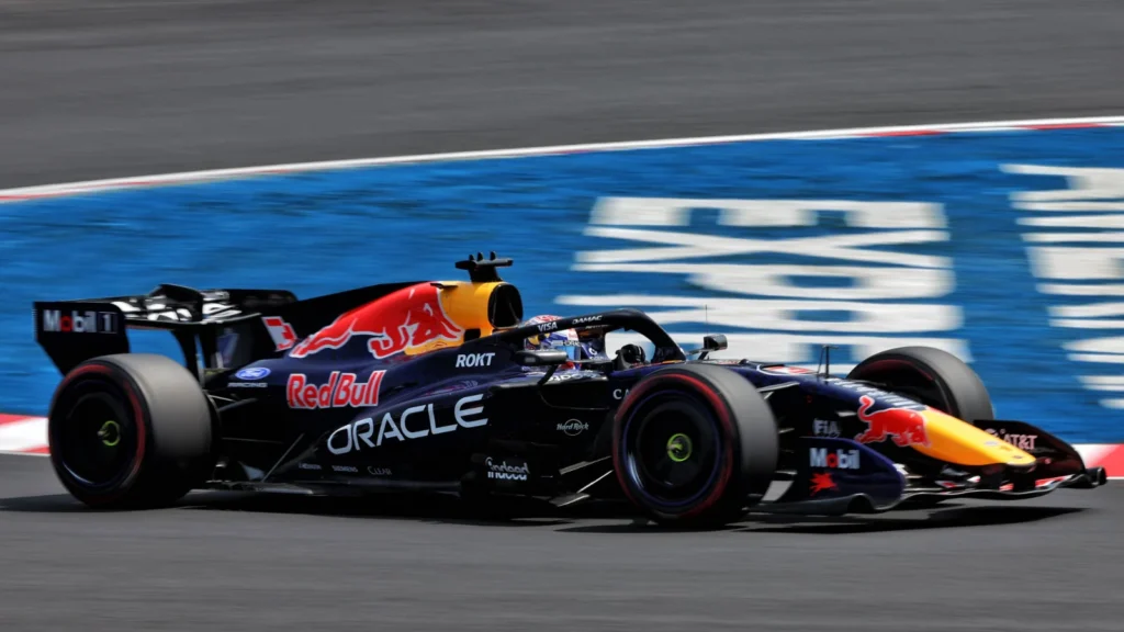 Max Verstappen labelled his RB22 "undriveable"