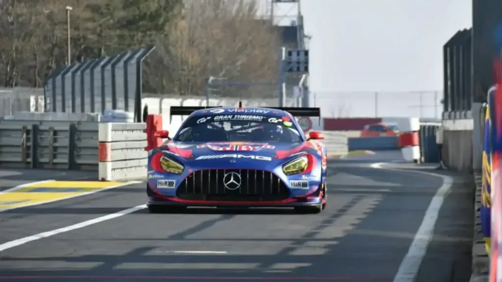 Max Verstappen has prioritised GT3 testing over F1 this week