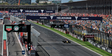 Free Practice 2 at the Australian GP began with disruptions