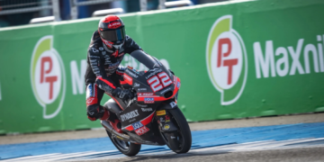 David Almansa records first Moto3 victory in photo finish Thai Grand Prix