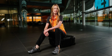 F1 legend backs daughter for racing success after single-seater debut