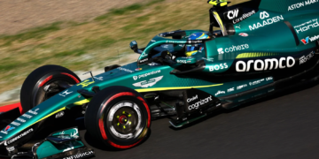 Aston Martin has been labelled "embarrassing" by Karun Chandhok