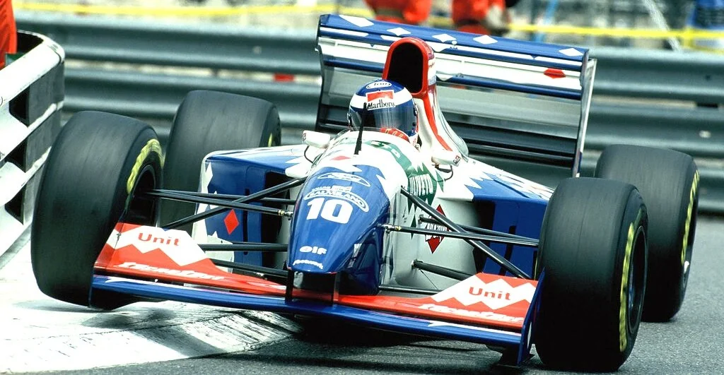 Footwork created an elegant yet simple design for its FA15