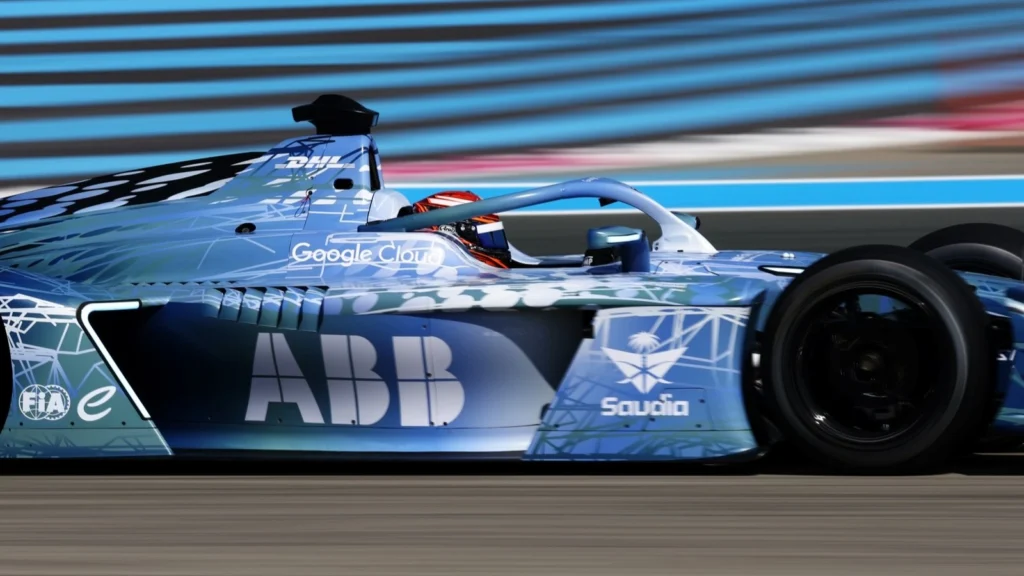 Formula E shows off the Gen4 car