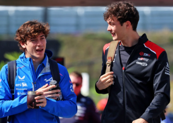 Oliver Bearman and Franco Colapinto were all smiles before the Japanese Grand Prix