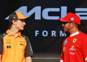 Oscar Piastri and Lewis Hamilton have been compared by Nelson Piquet Jr