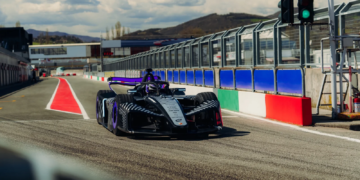Porsche opens fresh chapter in Formula E story with breathtaking car reveal