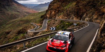 Oliver Solberg crashes out of Rally Islas Canarias