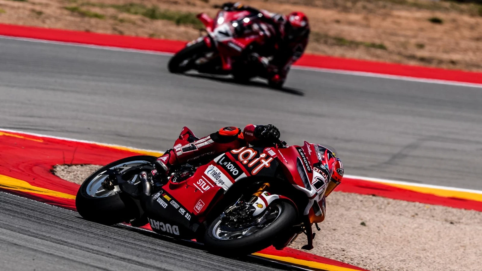 Nicolo Bulega prevails after fierce fight in Aragon WorldSBK Superpole Race