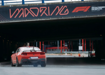 Carlos Sainz has become the first driver to lap the Madring