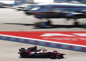 Edo Mortara stormed to an emphatic pole position at the Berlin E-Prix