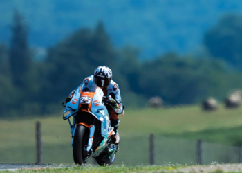 Raul Fernandez stormed to victory in the MotoGP Sprint race at Mugello