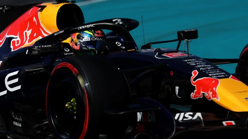Steering has been identified as a key weakness of the RB22