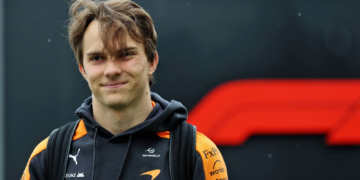 Oscar PIastri has slammed McLaren's decision to start the F1 Canadian GP on hard tyres