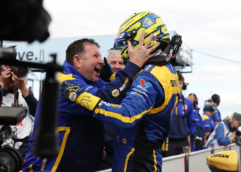 Ashley Sutton storms to pole on Saturday at BTCC Brands Hatch