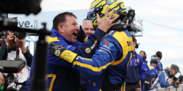 Ashley Sutton storms to pole on Saturday at BTCC Brands Hatch
