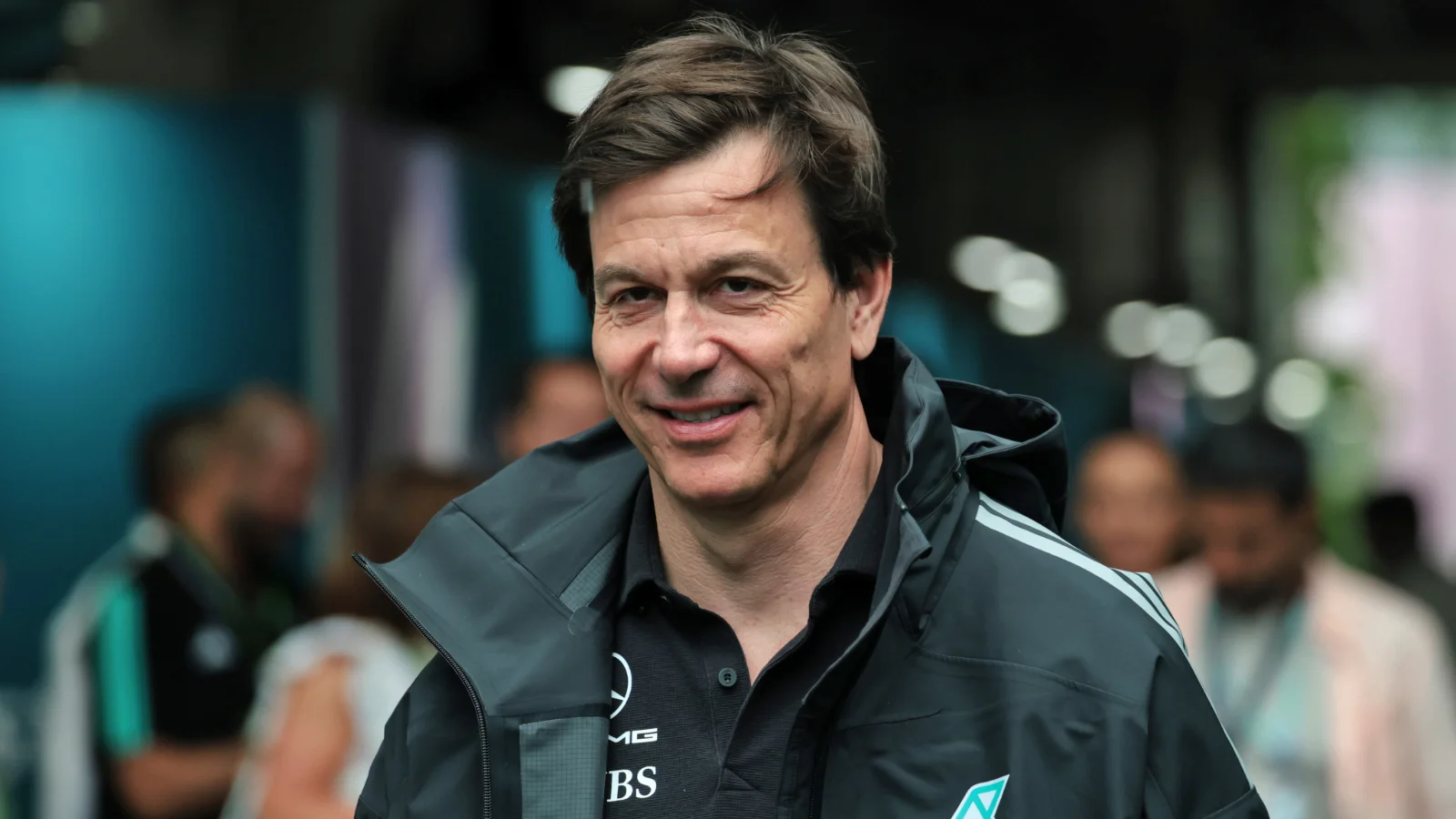Toto Wolff has been labelled a "rock star" for letting the Mercedes drivers race in Canada