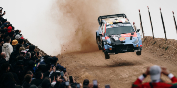 Thierry Neuville leads Rally de Portugal after dramatic penultimate stage