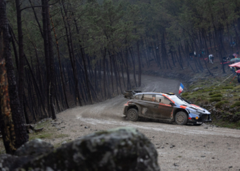 Thierry Neuville nabs Portuguese win