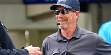 Longtime IndyCar Technical Director Kevin Blanch retires