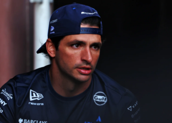 Carlos Sainz has complained about Nico Hulkenberg's racecraft in Monaco