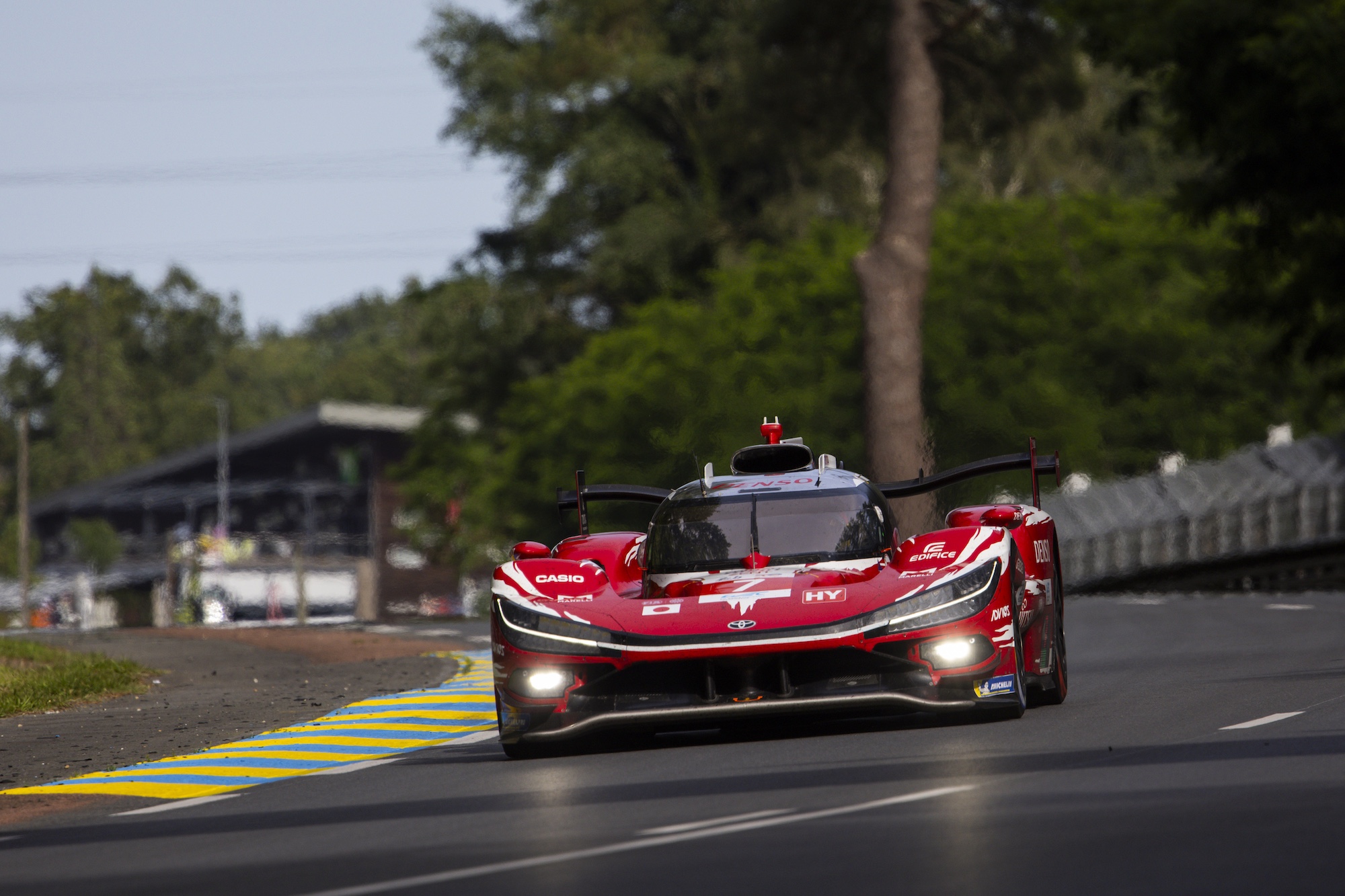 Kobayashi, Conway and de Vries win Le Mans for Toyota