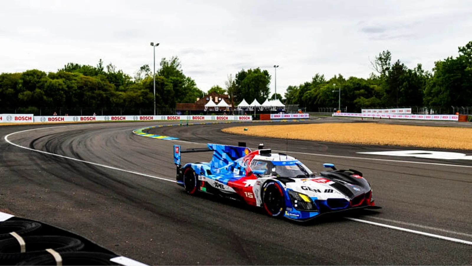 15 MAGNUSSEN Kevin (dnk), MARCIELLO Raffaele (swi), VANTHOOR Dries (bel), BMW M Team WRT, BMW M Hybrid V8 #15, Hypercar, action during the Free Practice and Qualifying session of the 24 Hours of Le Mans 2026, 3rd round of the 2026 FIA World Endurance Championship, from June 10 to 11, 2026 on the Circuit des 24 Heures du Mans in Le Mans, France - Photo Fabrizio Boldoni / DPPI