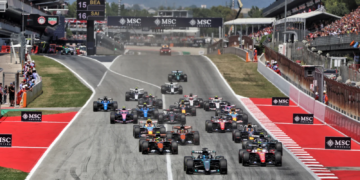Lewis Hamilton was unable to jump George Russell at the start