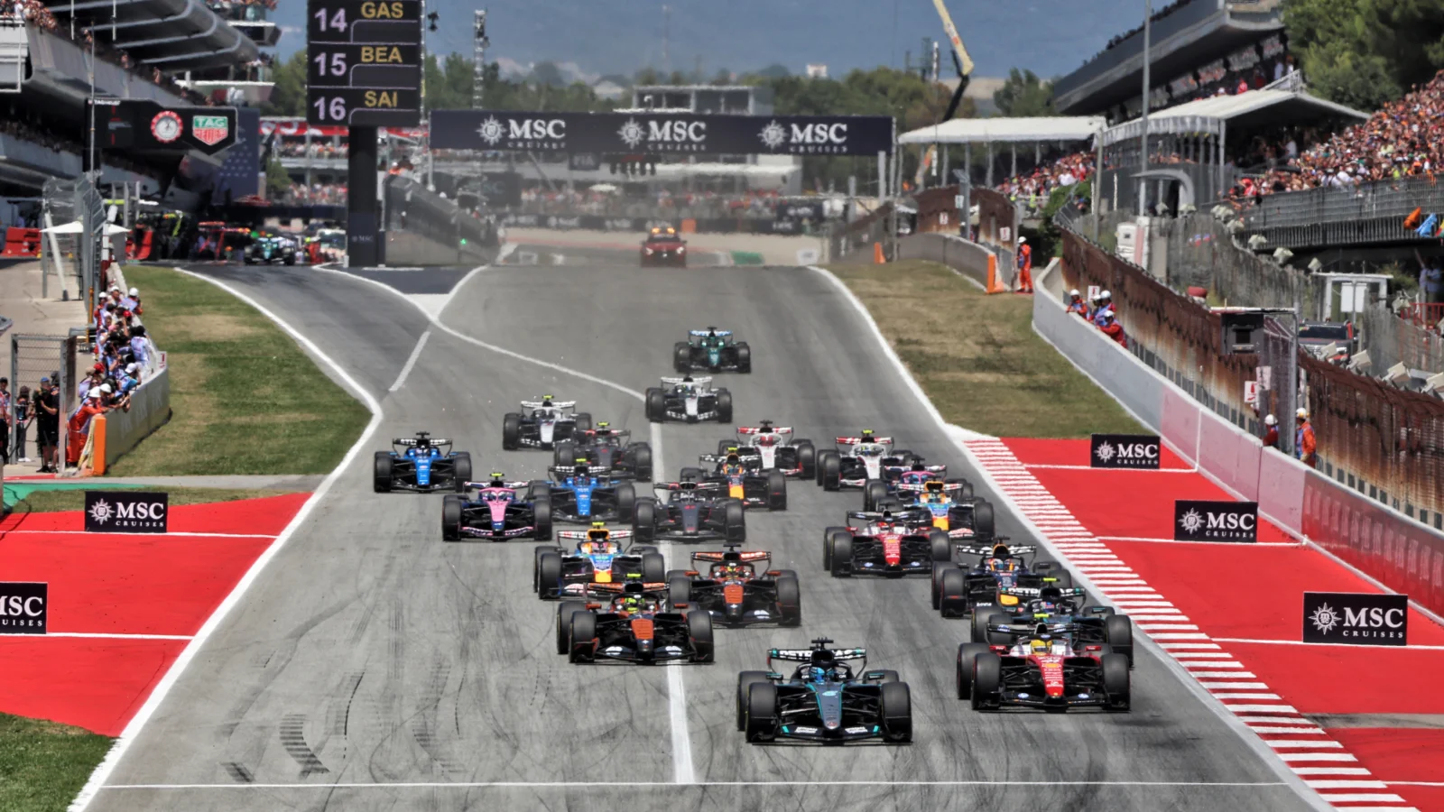 Lewis Hamilton was unable to jump George Russell at the start
