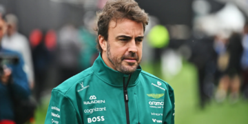 Fernando Alonso has rued a "fundamental problem" at Aston Martin