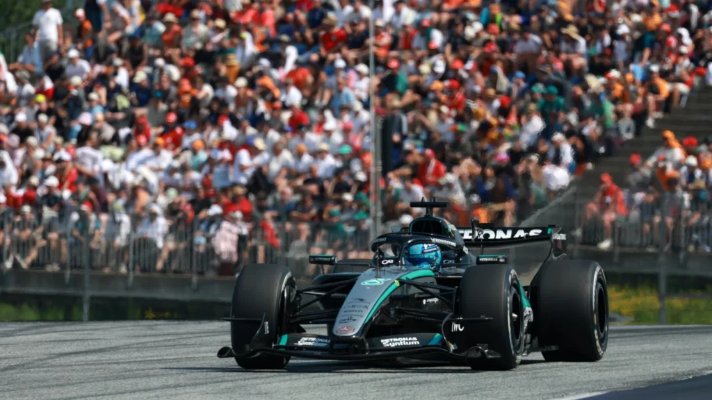 George Russell calmly made his tyres last longer and held his first place