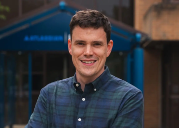 Williams has signed AI guru James Smith