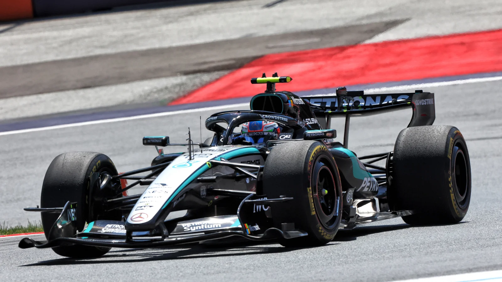 Kimi Antonelli completes Friday clean sweep in F1 Austrian GP FP2