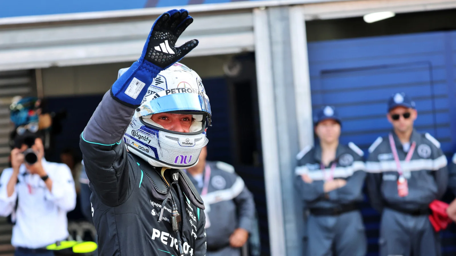 Kimi Antonelli steals pole positon in last gasp effort in qualifying for F1 Monaco GP