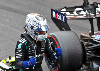 Kimi Antonelli avoids chaos to score commanding F1 Monaco GP victory