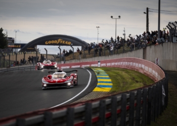 Kamui Kobayashi sets last gasp lap in FP2 at Le Mans to go quickest
