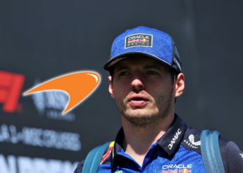 Max Verstappen holds with McLaren over bombshell F1 switch – report