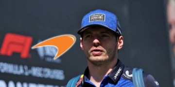 Max Verstappen holds with McLaren over bombshell F1 switch – report
