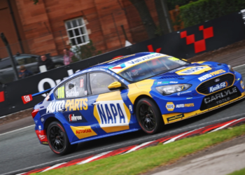 Ash Sutton reacts to ‘argy-bargy’ BTCC Oulton Park Race to Pole