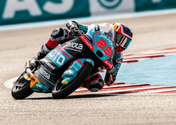 Maximo Quiles dominates to Hungarian Moto3 victory after last-lap red flag