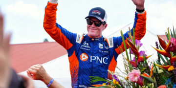 Dixon will race in papaya colors next season. Photo: Kevin Dejewski