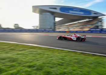 Race 1 of the Shanghai E-Prix was underway