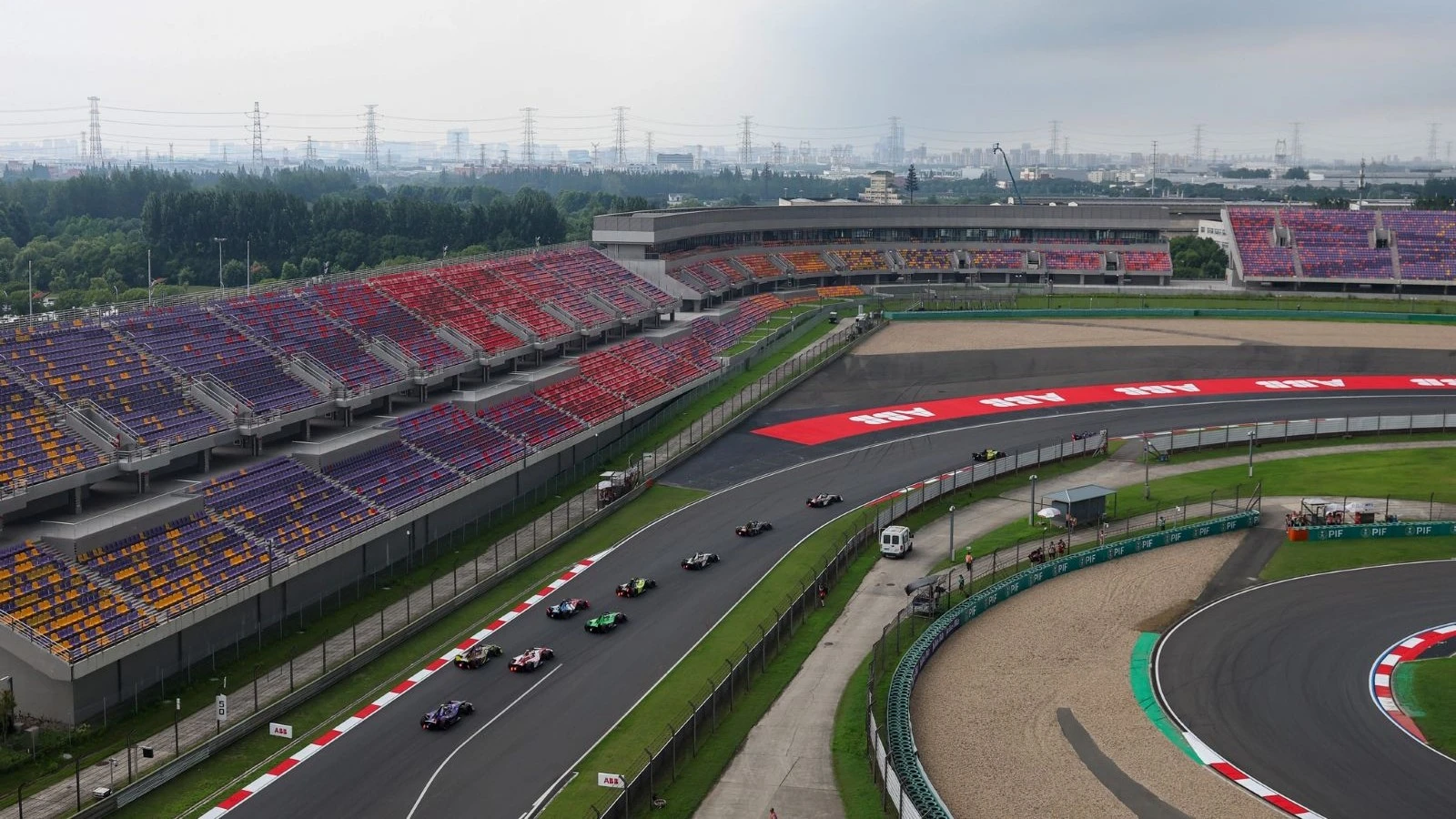The second race of the Shanghai E-Prix started under Safety Car conditions