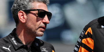 McLaren reveals ‘redirection’ in fresh timeframe of F1 upgrades