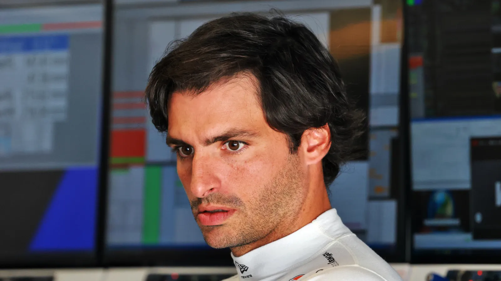 Williams' lack of competitiveness has been an "eye-opener" for Carlos Sainz