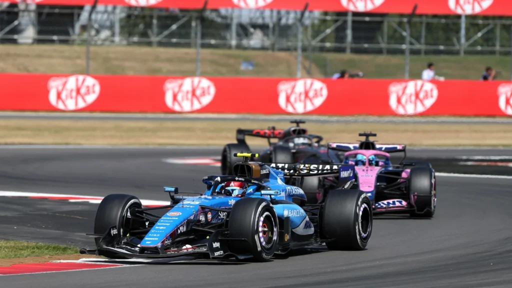 Carlos Sainz mistakenly unlapped himself during the Safety Car period in the British GP